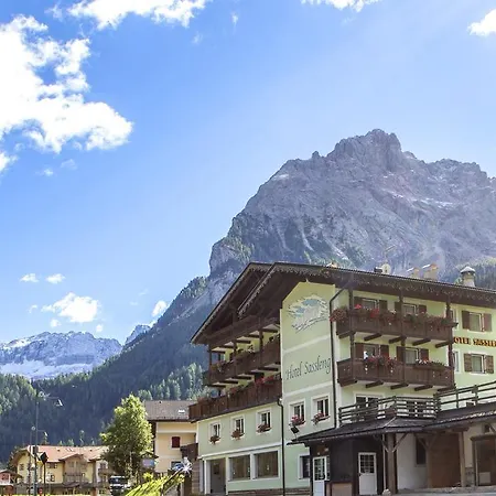 Sassleng Готель Val Di Fassa
